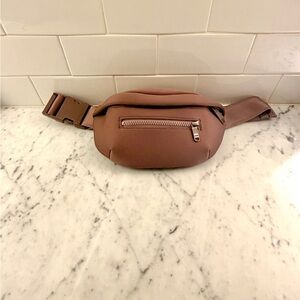Dagne Dover Mauve Belt Bag